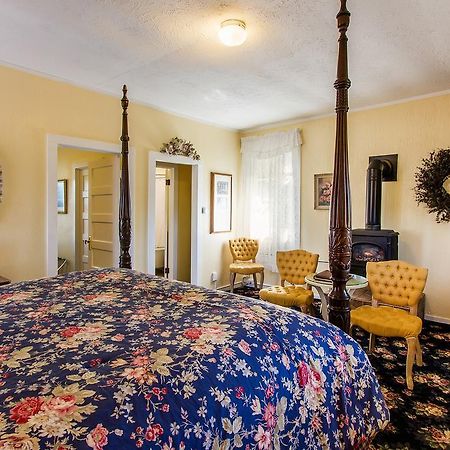 ست. هيلينا Shady Oaks Country Inn المظهر الخارجي الصورة